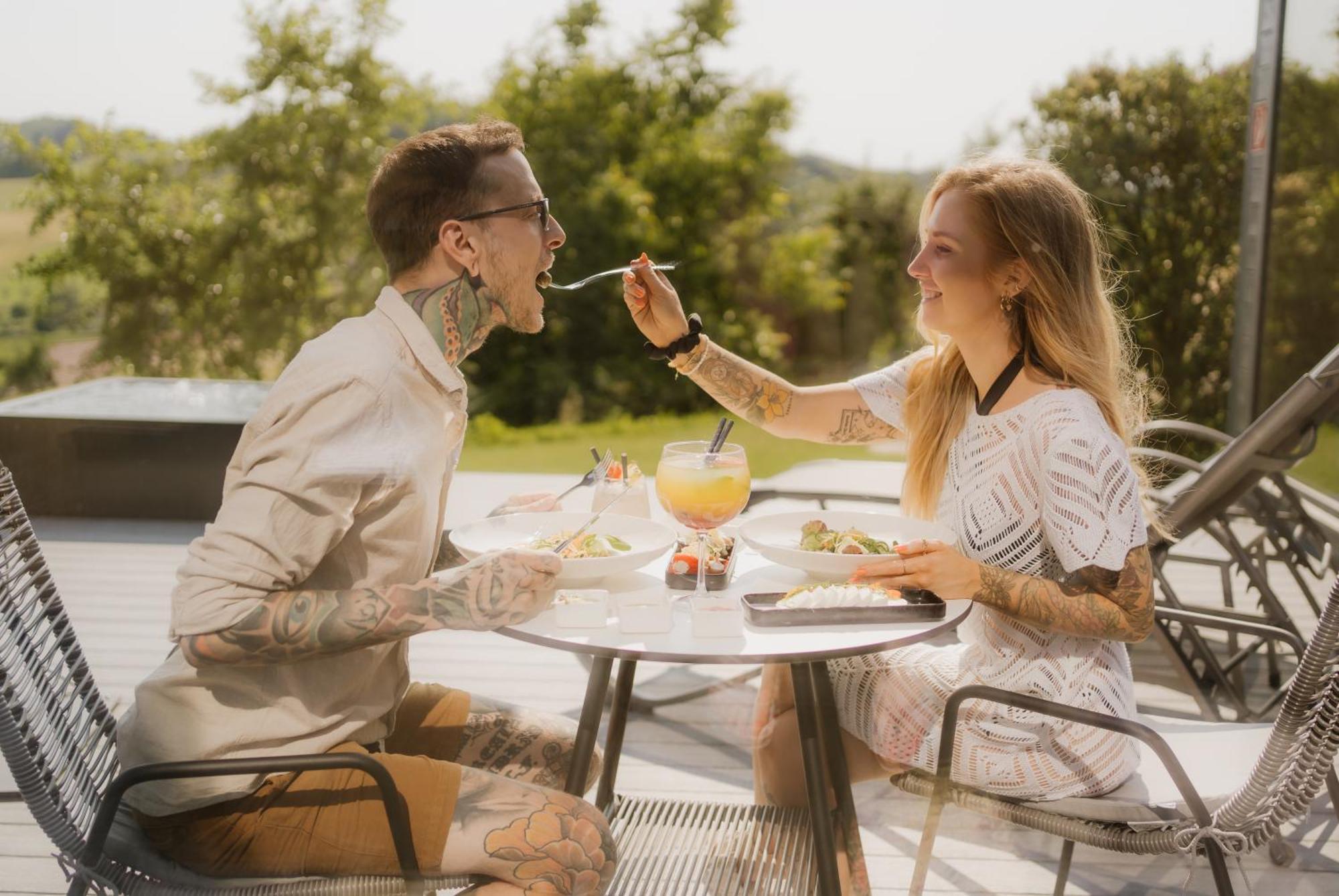 Maiers Kuschelhotel Loipersdorf Deluxe - Adults Only Loipersdorf bei Fuerstenfeld Luaran gambar